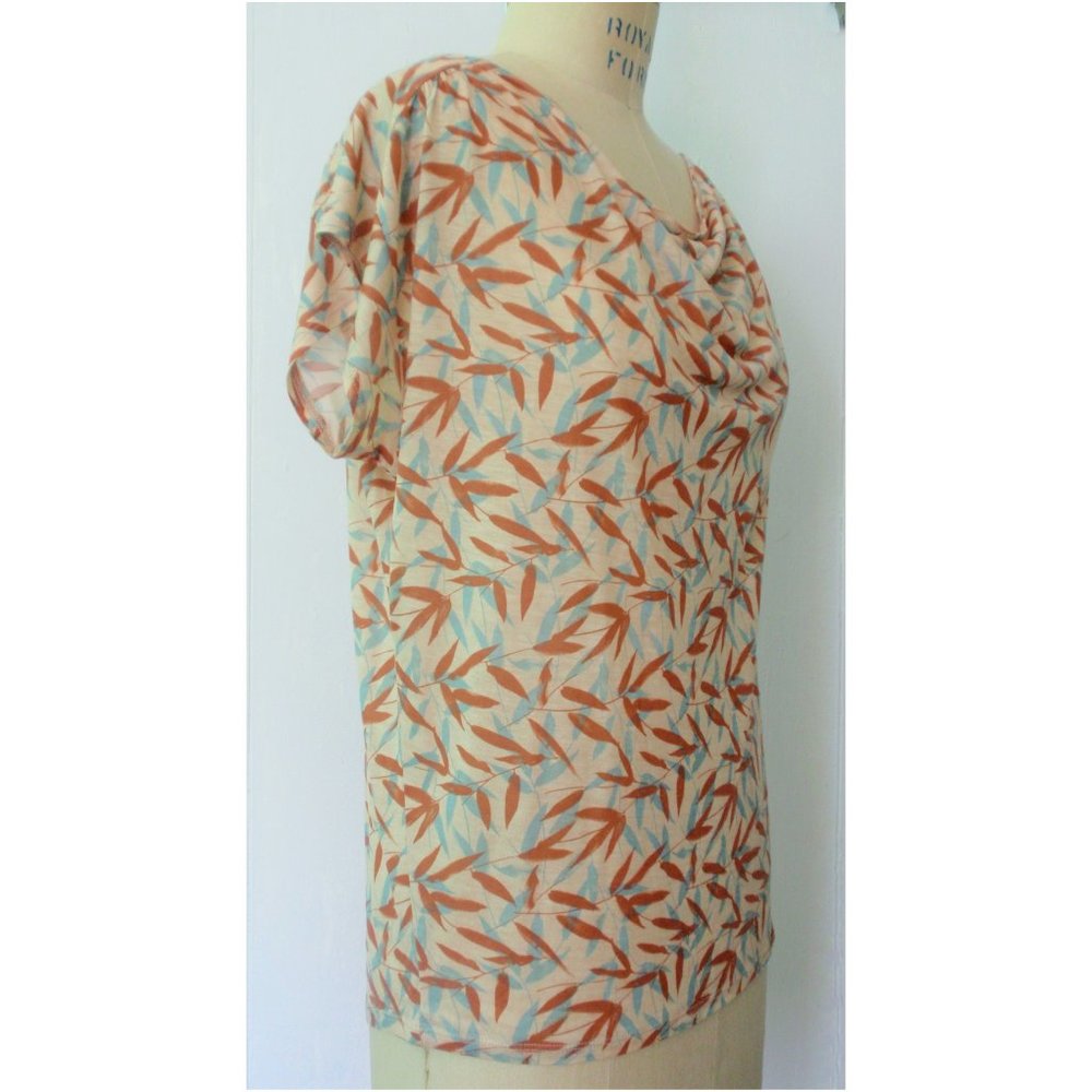 FOREVER 21 BLUE RUST LEAF PRINT COWL TOP M - Picture 2 of 6